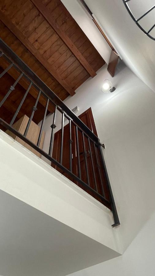 Casa Vacanze Antico Cortile Delle Palme Vila Villagrazia Di Carini Exterior foto